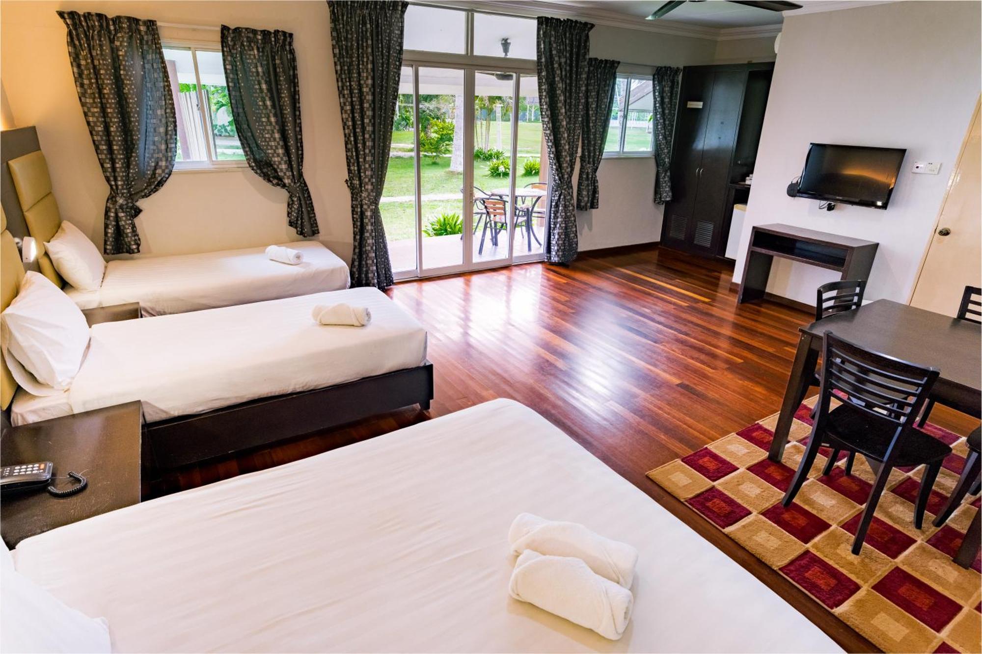 Langkah Syabas Beach Resort Kinarut Extérieur photo