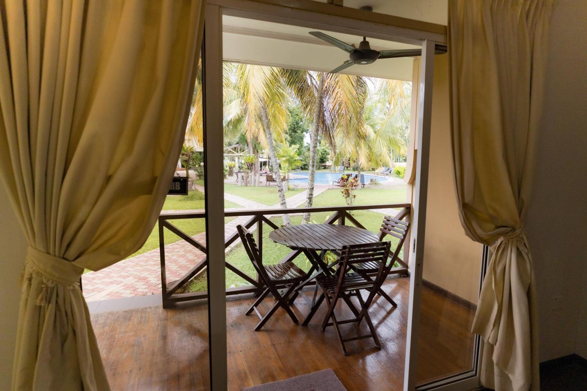 Langkah Syabas Beach Resort Kinarut Extérieur photo